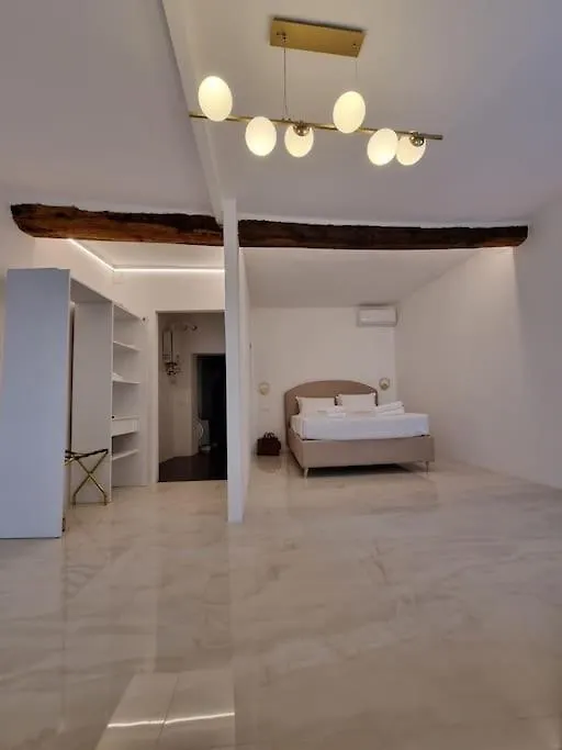 Apartamento The Heritage- At Trevi Fountain- Roma 0*,  Italia