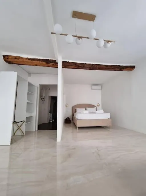 The Heritage- At Trevi Fountain- Apartment Rome