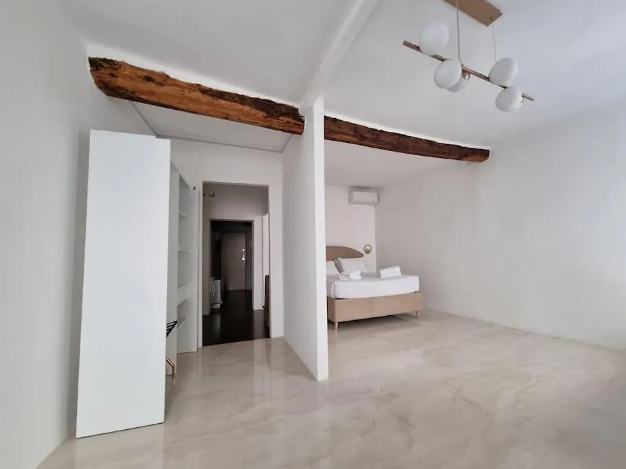 Apartamento The Heritage- At Trevi Fountain- Roma